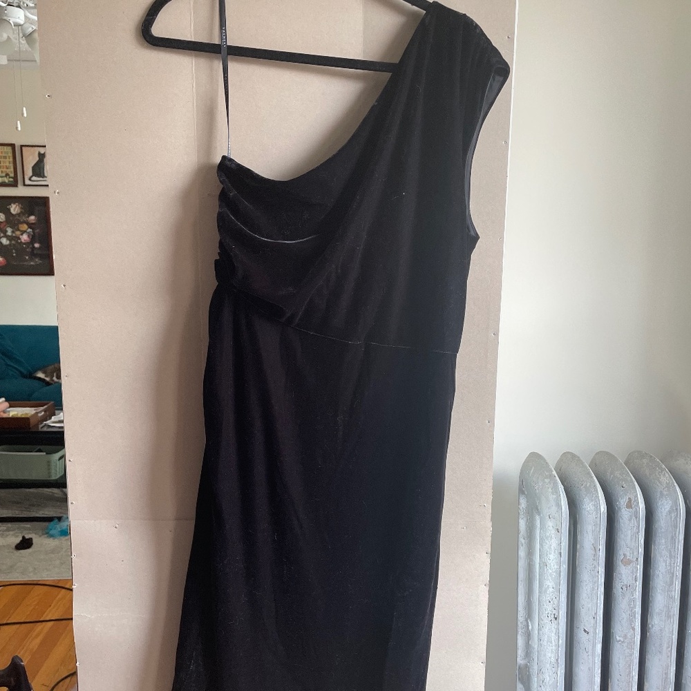Laundry by Shelli Segal: Black Velvet One Shoulder Dress